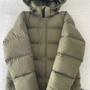 New Condition - The Super Puff Army Green Puffer Jacket - Women’s Tall Medium